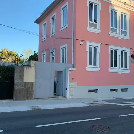 Casa Cor De Rosa De Luxo - Villa